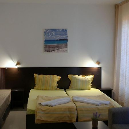 Hotel Paradise Lozenets Extérieur photo