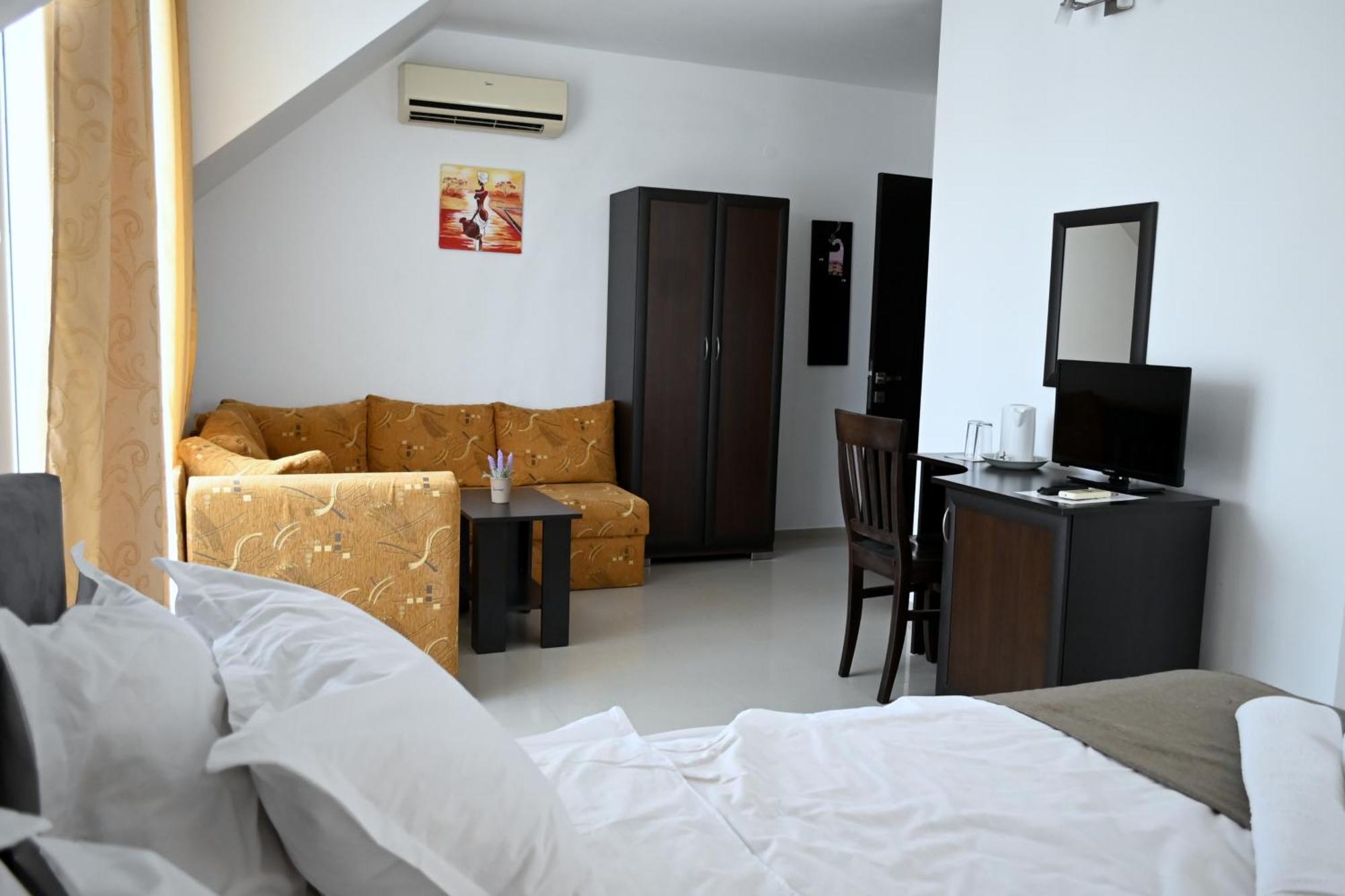 Hotel Paradise Lozenets Extérieur photo